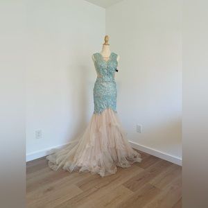 Sheer Prom/ Pageant dress from the brand “COLORS DRESS” recommended size: 8/10